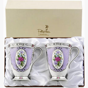 Pearl Wedding Anniversary Beaker Set