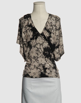 TOP WEAR Short sleeve t-shirts WOMEN on YOOX.COM