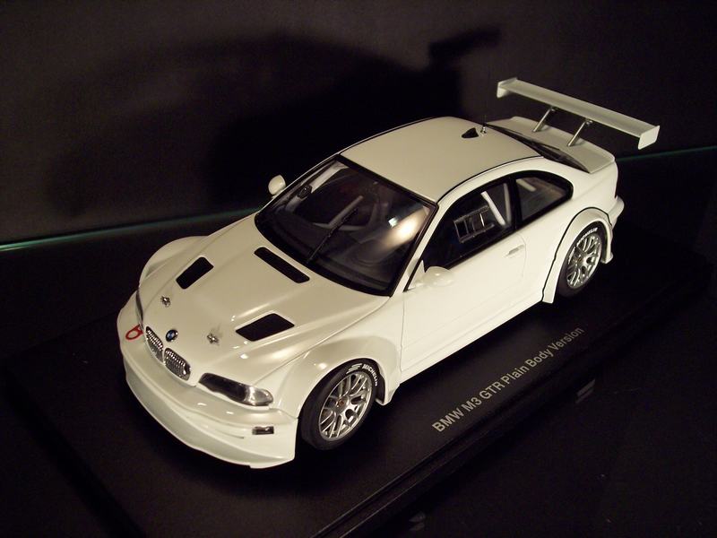 BMW M3 GTR Plain Body Version in White