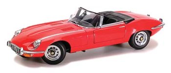 Die-cast Model Jaguar E Type Cabrio V12 (1:18 scale in Red)