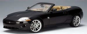 Jaguar XK Cab 2006 in MidNight