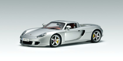 Porsche Carrera GT in Silver