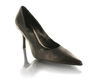 Stylish Leather Court Shoe - Size 10