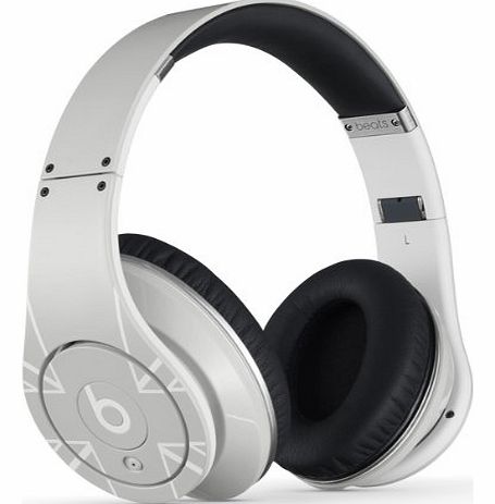 Studio Over-Ear Headphones - Tonal White UK Flag