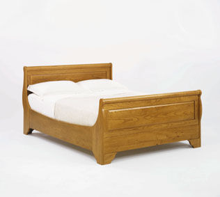 Winchester 4ft 6 Double Oak Bedstead