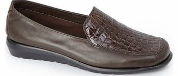 Womens TLC Brown Croc Loafer, brown 2843534409