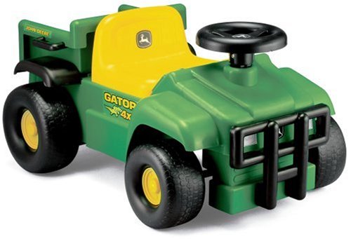 Britains 15464 - John Deere Gator 4x2 Foot to Floor Ride On