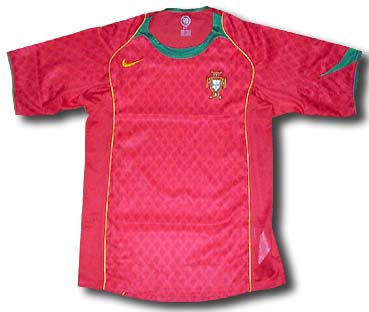 Nike Portugal home (C.Ronaldo 17) 04/05