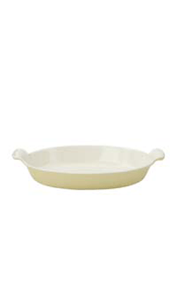 Chasseur Oval gratin dish  34 x 21 x 5cm   The fabulous Chasseur range of cast iron cookware was fir