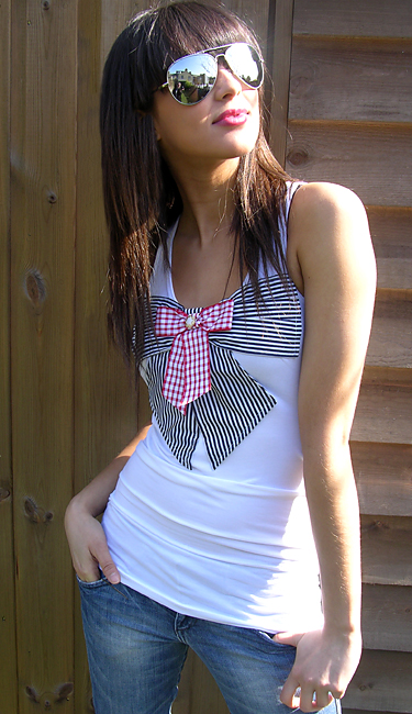 Gingham Double Bow Long Length White Vest Jam