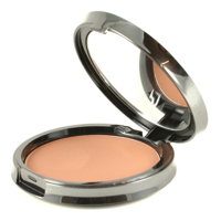 Daniel Sandler Pressed Face Powder in Compact