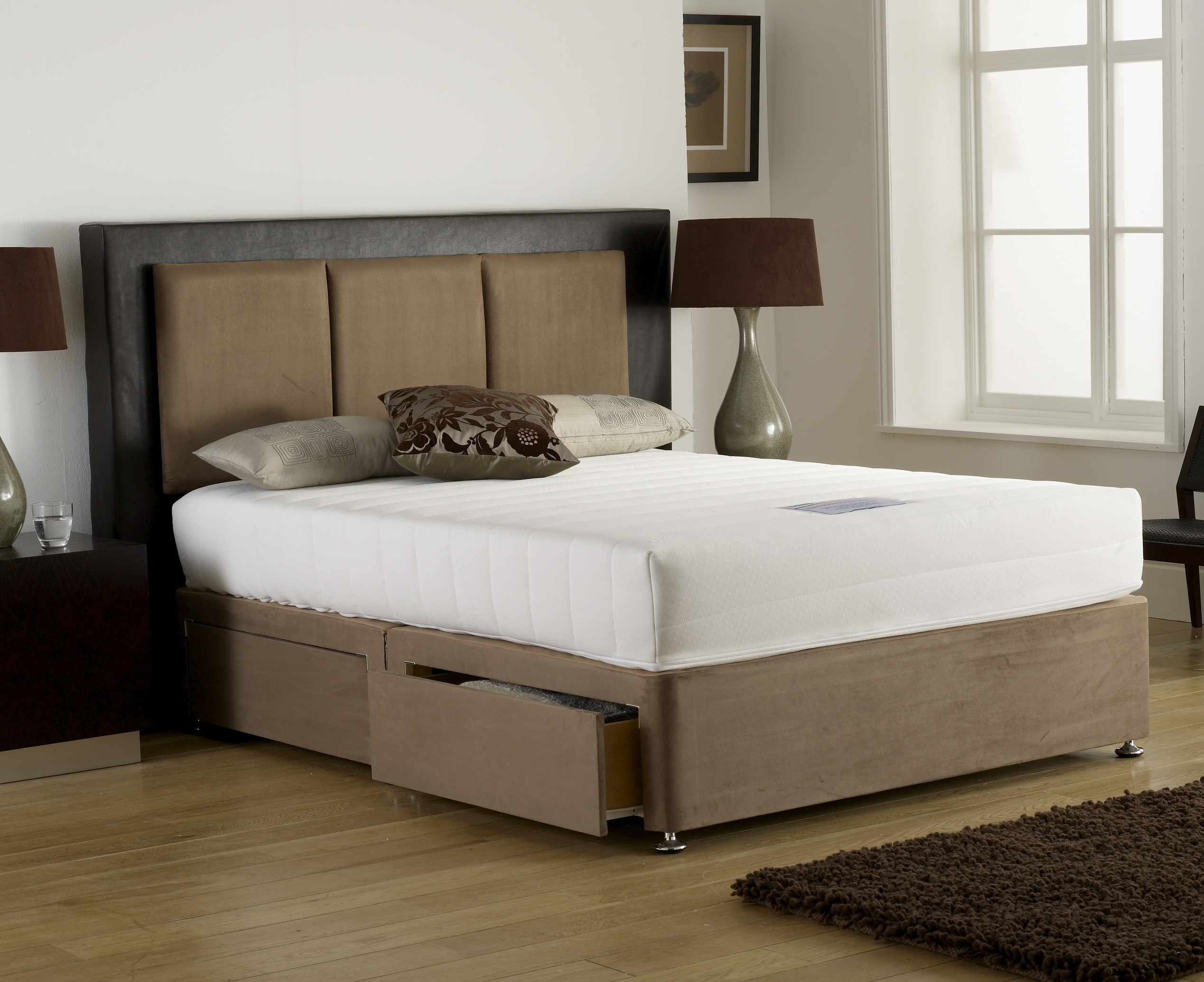 50 Divan