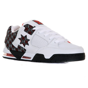 Command Skate shoe