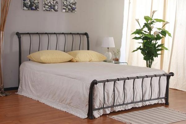 Tivoli Bed Frame Double 135cm