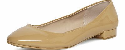 Womens Camel block heel round pumps- Camel