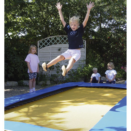 Ground trampoline