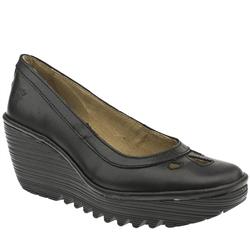 Female Yellow Yedi Pump Leather Upper in Black