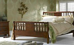 Kura 6 Bedstead