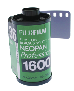 Neopan 1600 - 135-36 - EXPIRY DATED JUNE