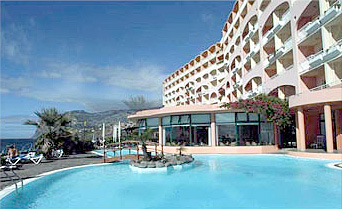 Pestana Bay