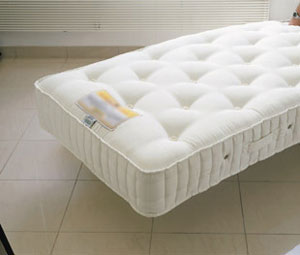 Duke Firm 4FT 6 Mattress