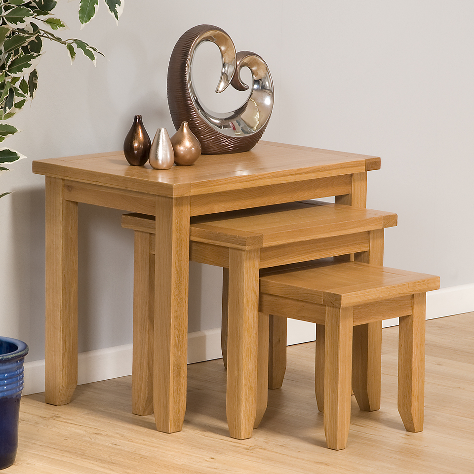 Stirling Oak Nest of Tables