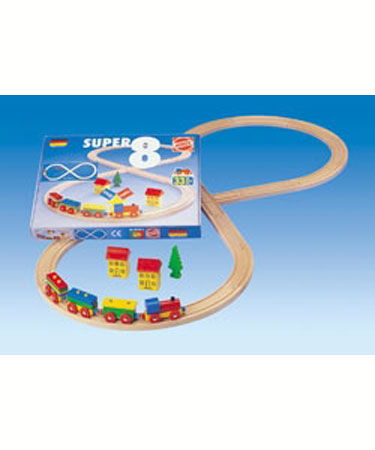 32 pc WOODEN TRAIN SET.