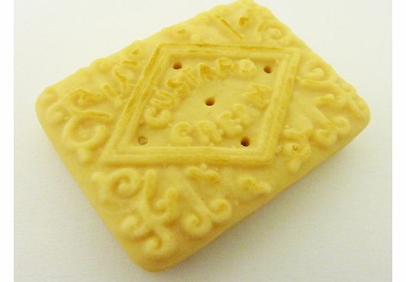 Fake Custard Cream Biscuit Imitation Practical Joke Secret Santa Novelty Fun