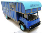 Hornby Hobbies Bridge Sreet Riding School Horse Box