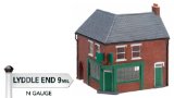 Hornby N8074 Corner Terrace House N-Gauge Lyddle End Town Life