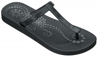 henna black flip flop