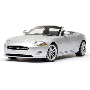 XK cabriolet 2006- Silver 1:18