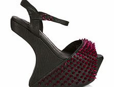 Vicious heel-less black wedges