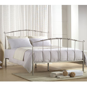 Joseph Maple 4FT 6 Double Bedstead