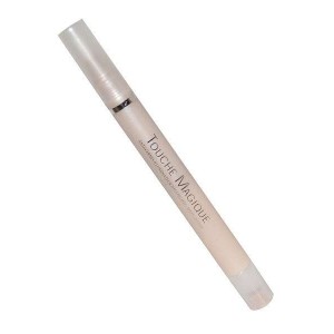 Touche Magique Illuminating Concealer -