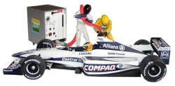 1:18 Scale BMW Williams 2000 Refueler Set