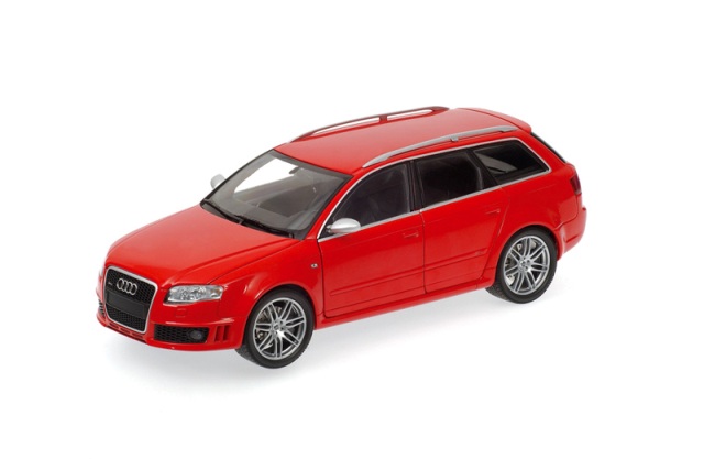 Audi RS4 Avant 2006 in Red