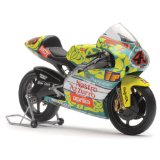 Limited Edition 1:12 Scale Scale Valentino Rossi Aprilia 250 ccm 1999 Bike Diecast Model