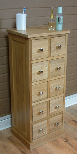 Oak Storage Chest of Drawers