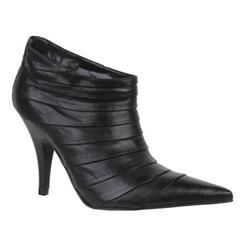 Female Ladson Black Leather in Black