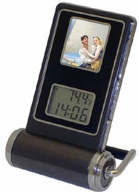 PF-E150 travel clock with digital photo