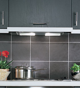 D4644X0GB 60cm Telescopic Hood in Silver