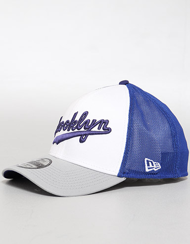 New Era High Script Brooklyn Dodgers 39THIRTY -