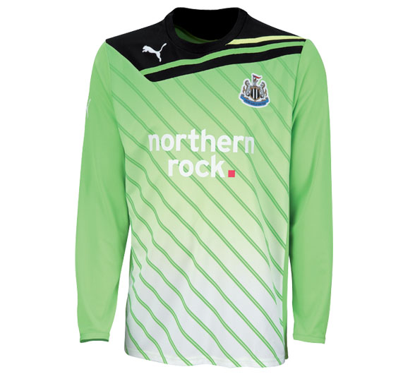 Puma 2011-12 Newcastle Away Puma Goalkeeper Shirt