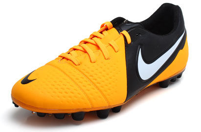 CTR 360 Maestri III AG Football Boots