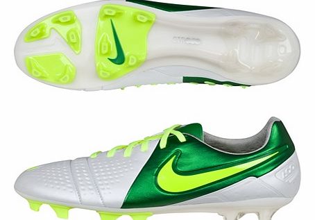 CTR360 Maestri III Firm Ground Football