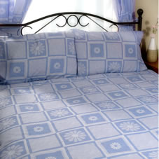 Right Price Box Daisy Duvet Set Blue Double