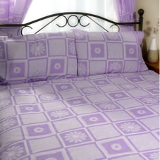 Right Price Box Daisy Duvet Set Lilac Kingsize