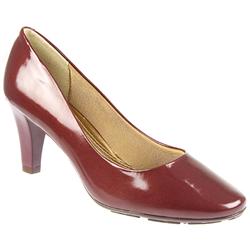 Female Brio803 Textile Lining Comfort Courts in Burgandy Patent