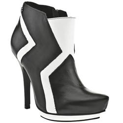 Female Zee Zee Leather Upper in Black and White